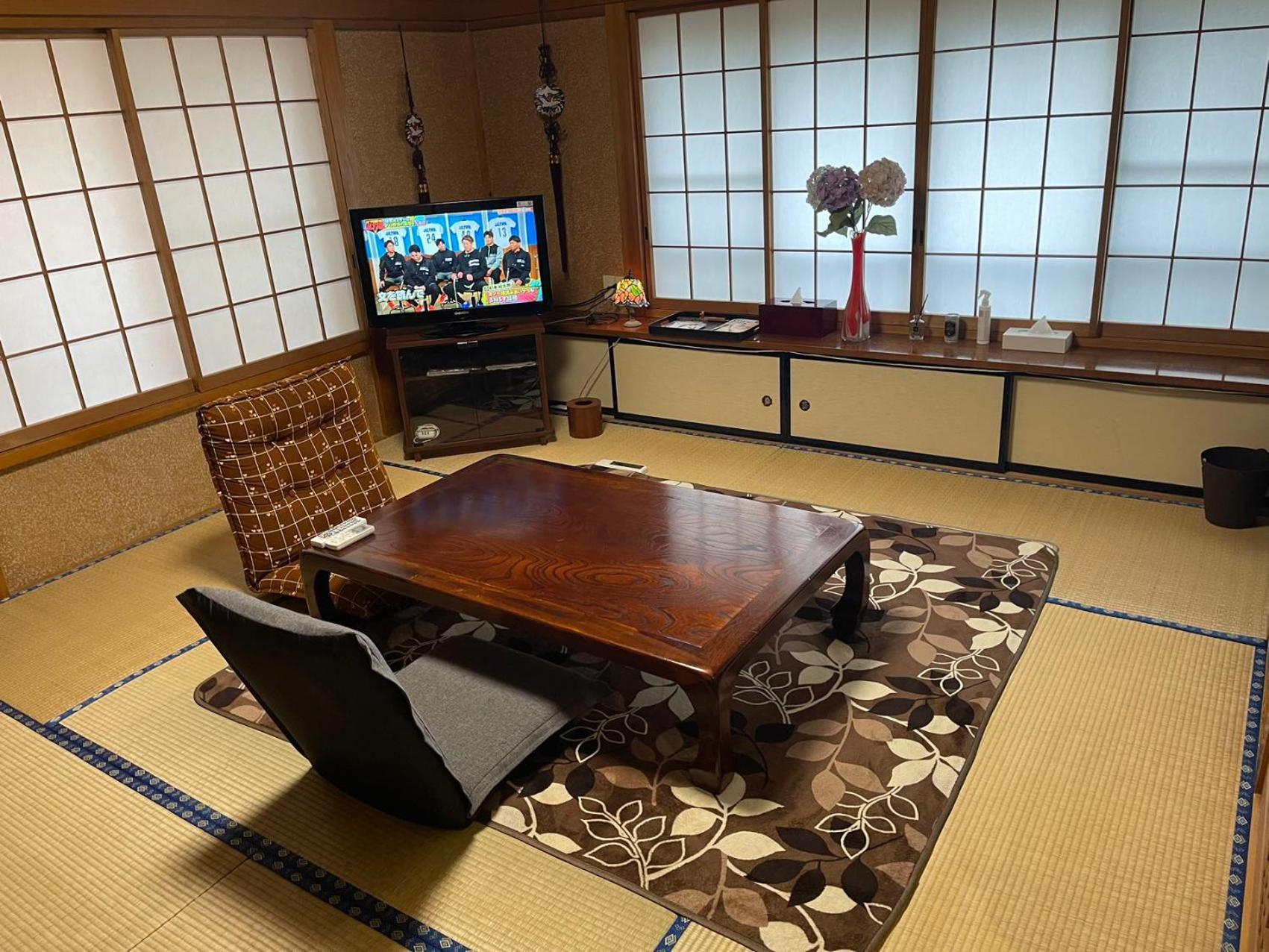 New Open『天然温泉』芦ノ湖畔の完全貸切別荘 Хаконе Экстерьер фото